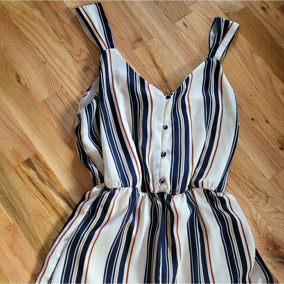 Sienna Sky Striped Jumpsuit Tie Back Medium - Picture 4 of 9